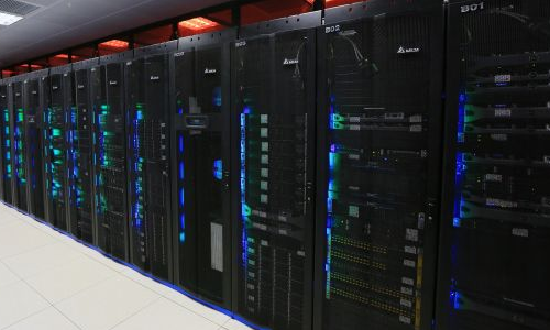 <b>333体育UPS电源在数据中心供电系统的发展趋势</b>